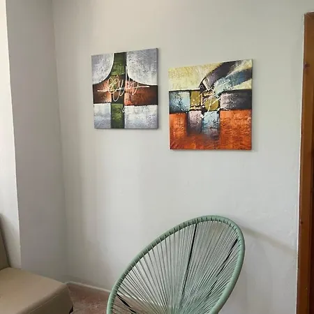 Sunny Hill Apartment